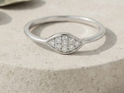 1792000436482 انگشتر نقره طرح چشمنظر با نگینکاری ریز